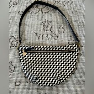 Clare V woven grande fanny- black and cream zig zag